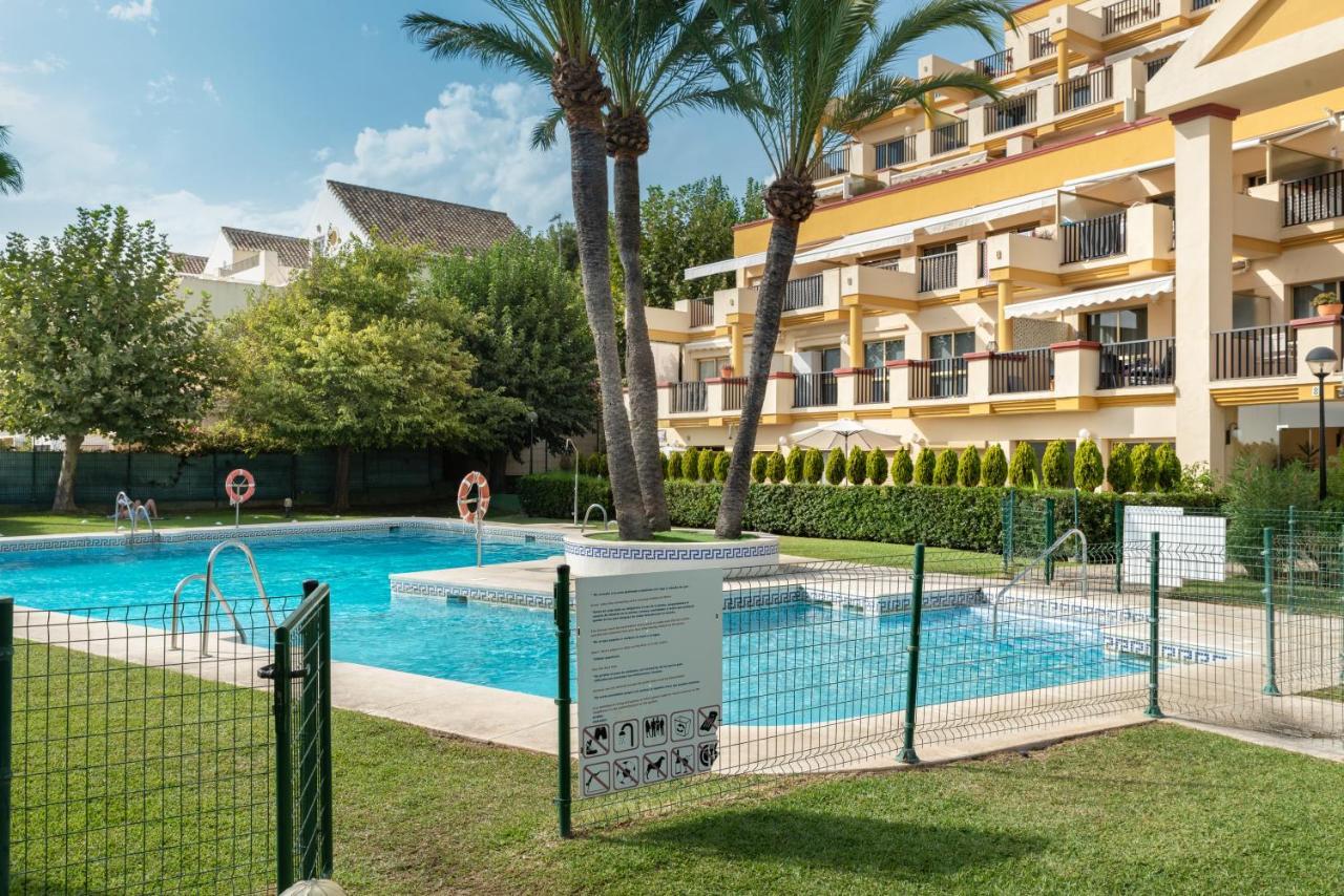 Romana Playa Marbella Vistas Al Mar 외부 사진